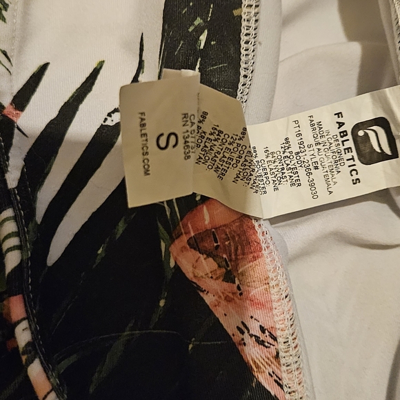 Fablistics size small great shape, almost new - Picture 3 of 3